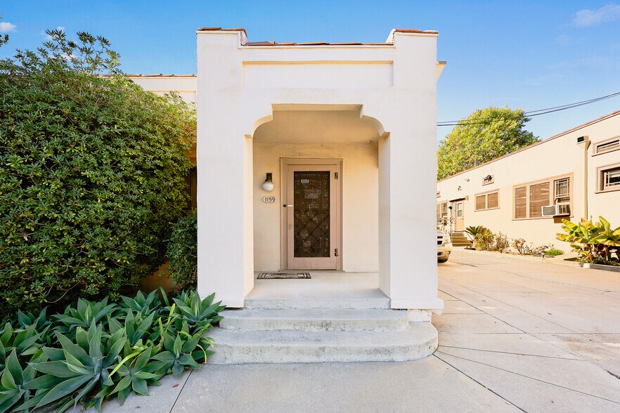 More Photos Of 1157-1165 N Lake Ave, Pasadena Apartments For Sale