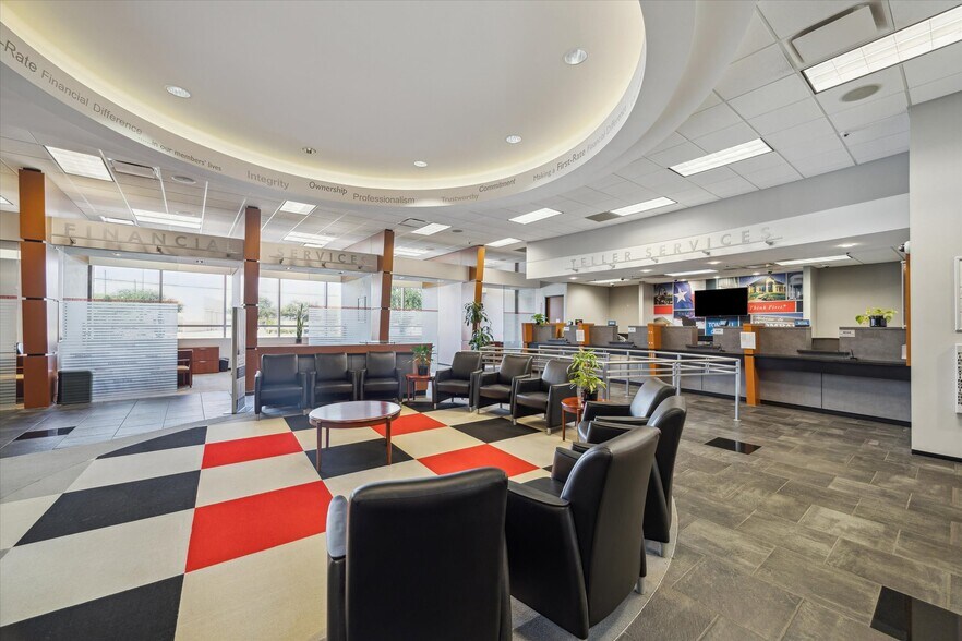 More Photos Of 28850 Tomball Pky, Tomball Bank For Sale