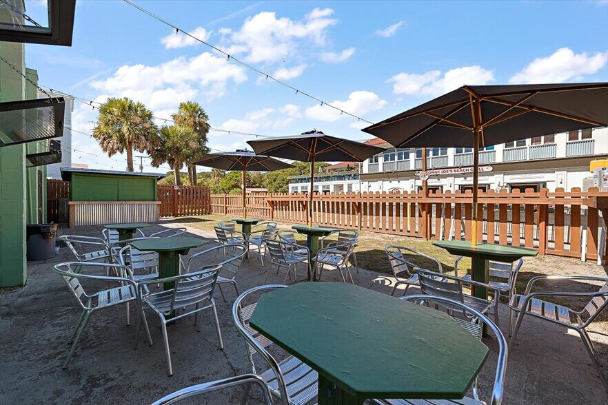 More Photos Of 7 Center st, Folly Beach General Retail For Sale