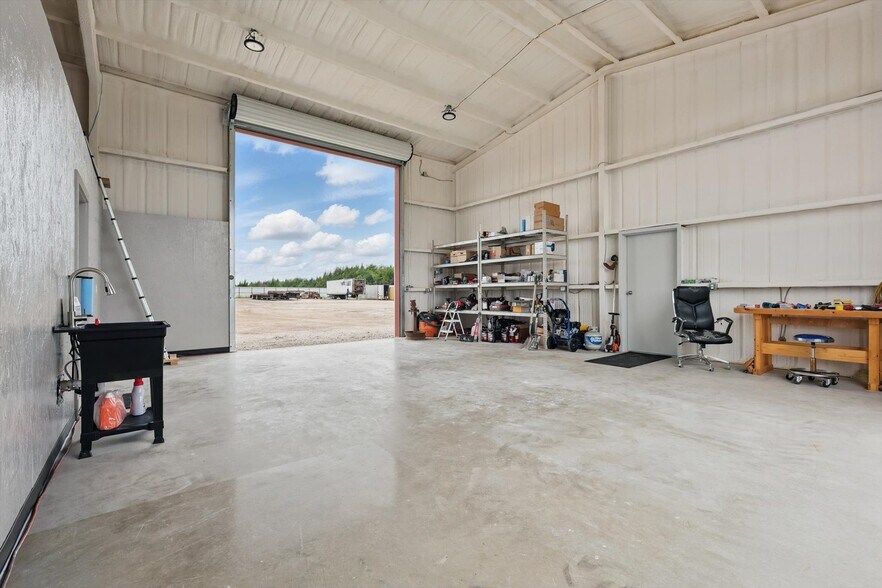 More Photos Of 1301 Vetch RD, Ferris Land For Sale