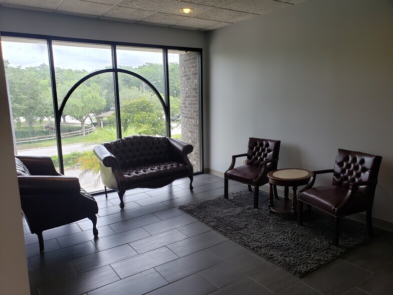 More Photos Of 6111 Gazebo Park Pl N, Jacksonville Medical For Lease