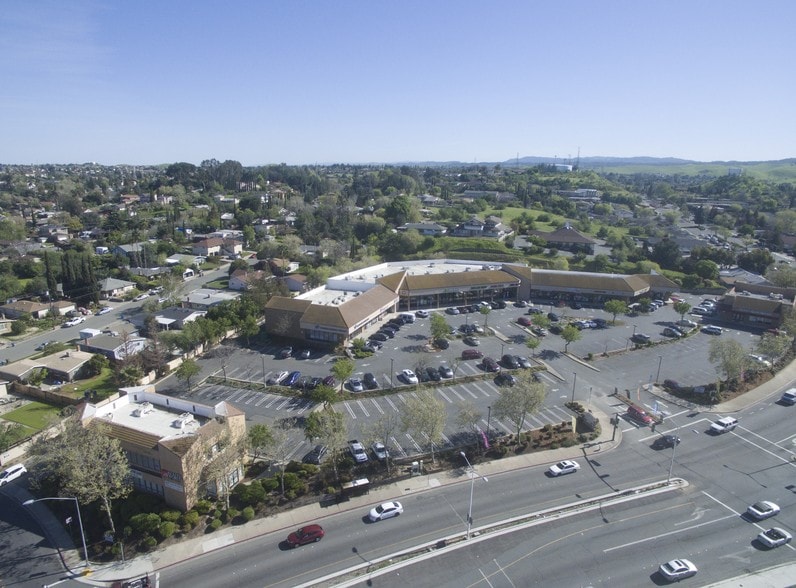 More Photos Of 2711-2799 Lone Tree Way, Antioch Unknown For Lease