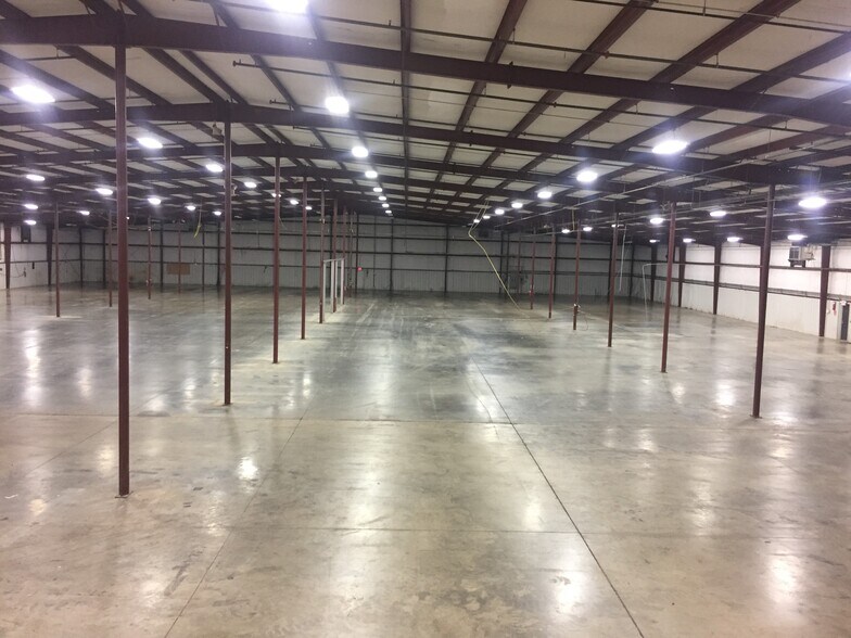 More Photos Of 2 Shelter Dr, Greer Warehouse For Lease
