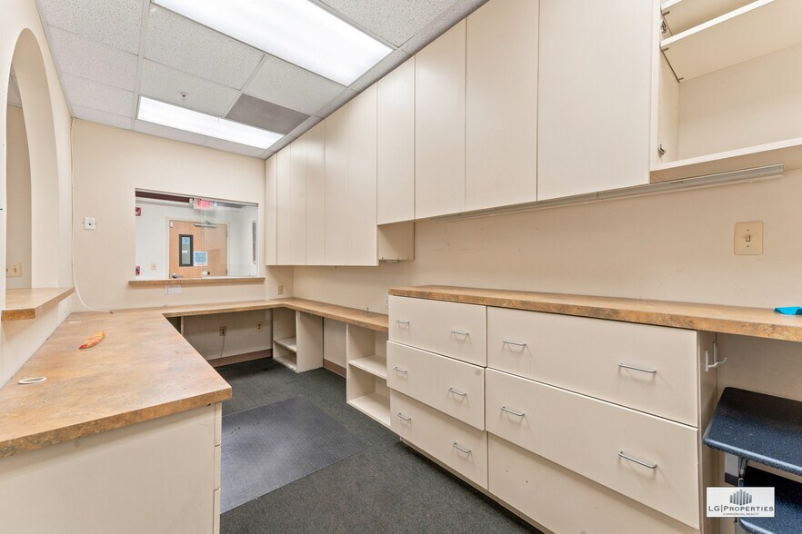More Photos Of 475 Highway 70, Lakewood Medical For Lease
