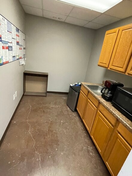 More Photos Of 12828 W County Road 91, Midland Warehouse For Sale