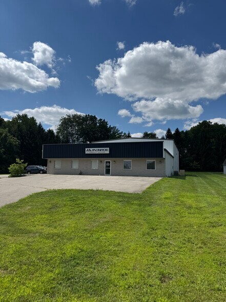Primary Photo Of 117 Enterprise Dr, Warsaw Warehouse For Lease