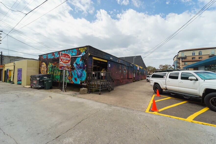 More Photos Of 3925 Ohio St, San Diego Storefront For Sale