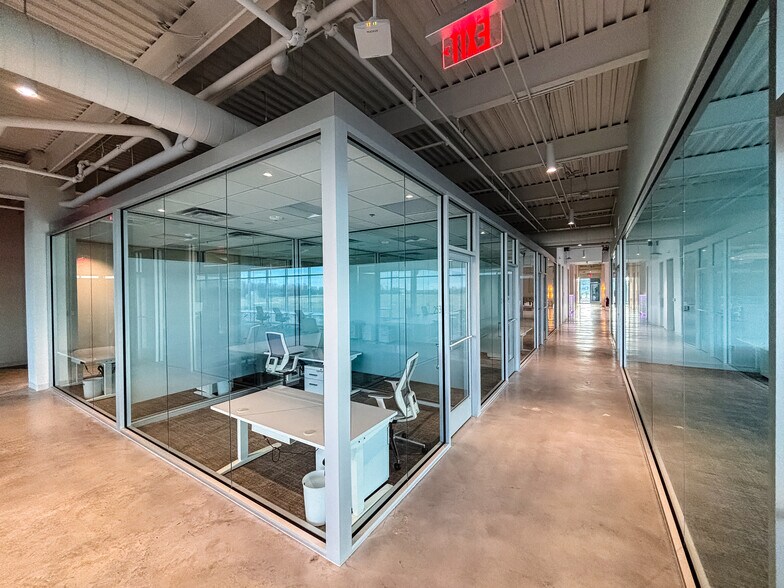 More Photos Of 2500 NE 11th St, Bentonville Coworking Space