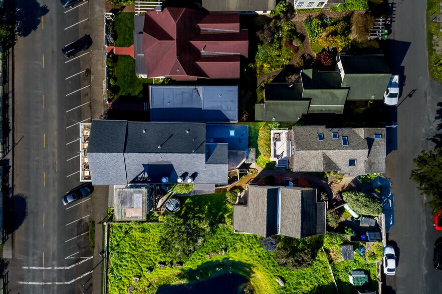 More Photos Of 45040 Main St, Mendocino Restaurant For Sale