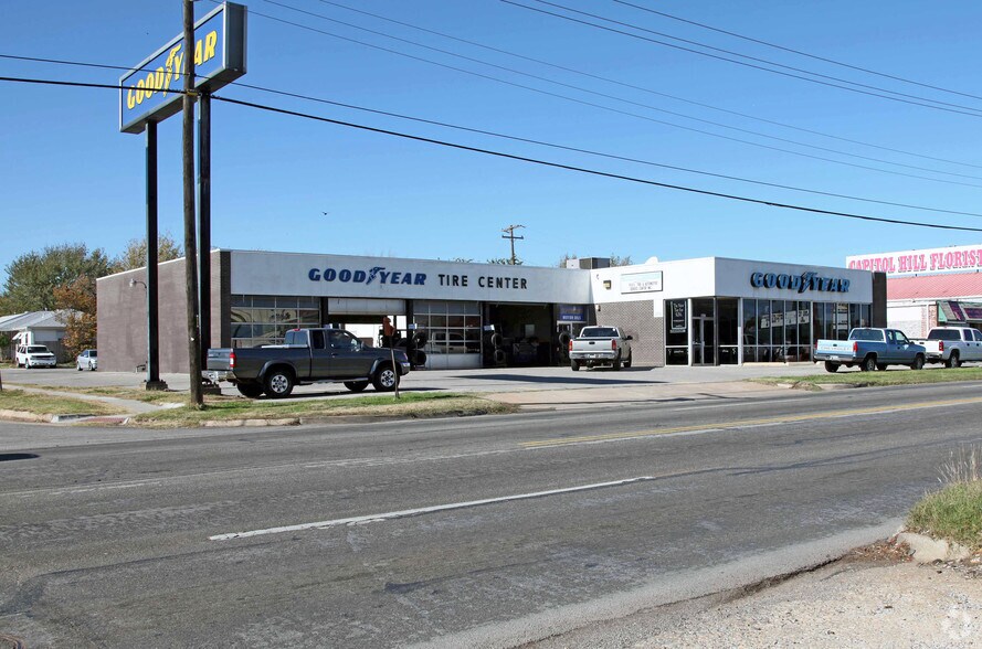 Primary Photo Of 5817 S Western Ave, Oklahoma City Auto Repair For Lease