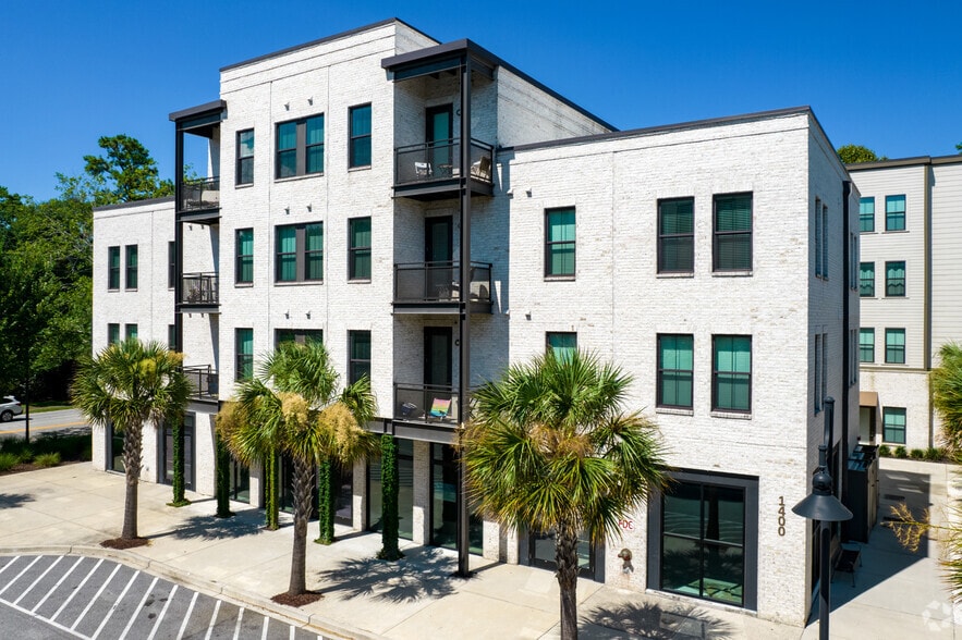 More Photos Of 1421 Shucker Cir, Mount Pleasant Apartments For Lease