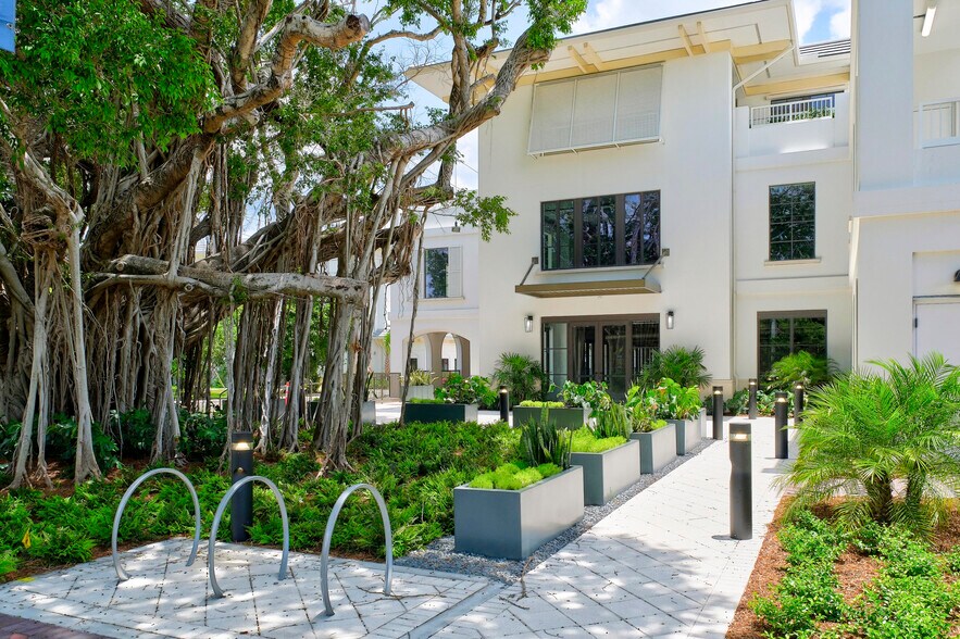 More Photos Of 100 SE 1st Ave Delray Beach, Delray Beach Office For Lease