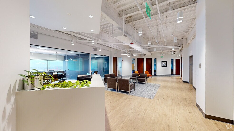 Primary Photo Of 600 17th St, Denver Coworking Space