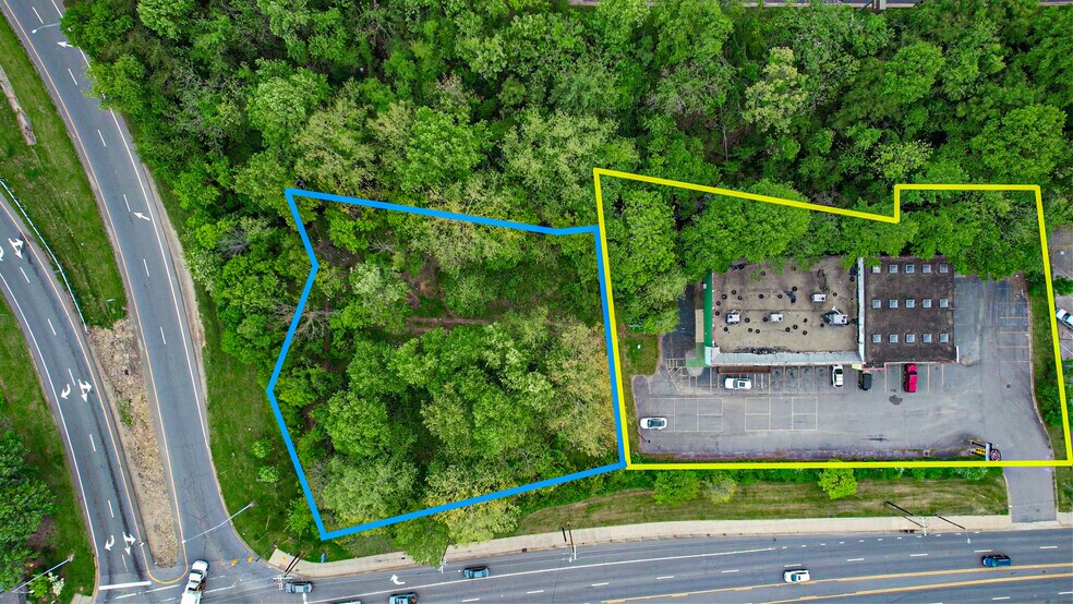More Photos Of 140 Tunnel Rd, Asheville Freestanding For Sale