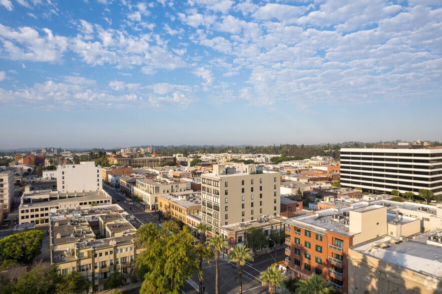 More Photos Of 85-91 N Raymond Ave, Pasadena Loft Creative Space For Lease