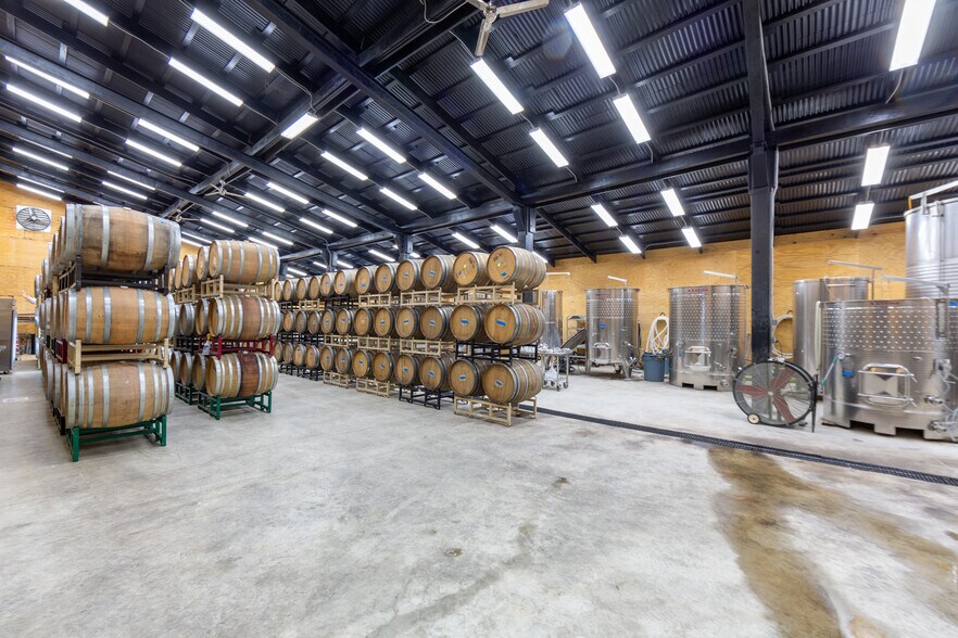 More Photos Of 27058 Mount Pleasant Rd, Columbus Winery Vineyard For Sale