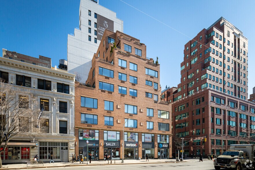 Primary Photo Of 600 Avenue of the Americas, New York Apartments For Lease