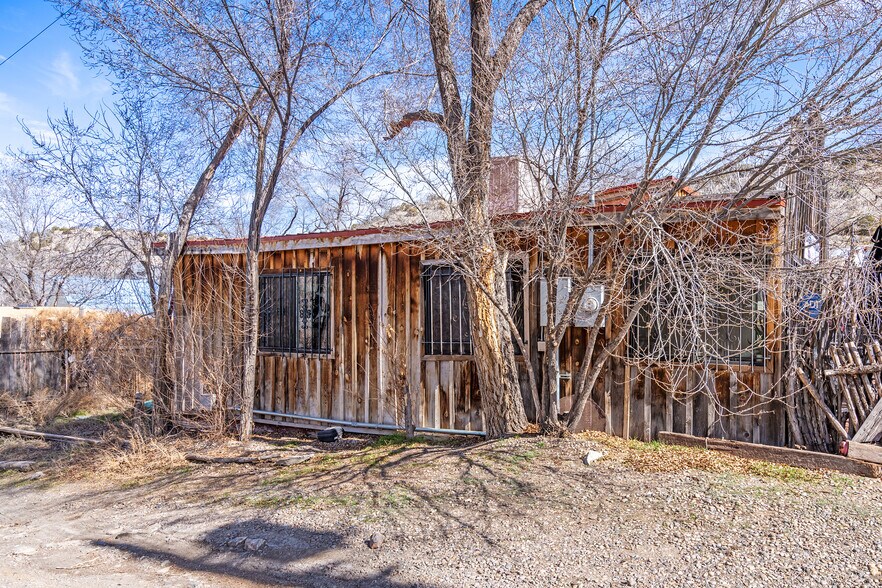 More Photos Of 2849 NM 14, Madrid General Retail For Sale