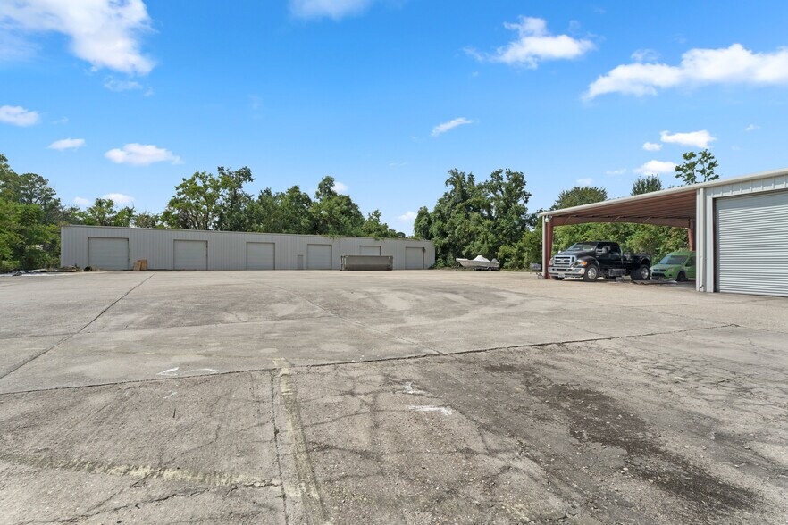 More Photos Of 947 Florida Ave SW, Denham Springs Flex For Sale