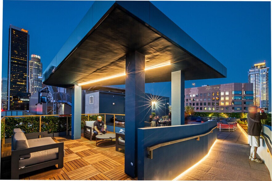 More Photos Of 801 S Hope St, Los Angeles Apartments For Lease