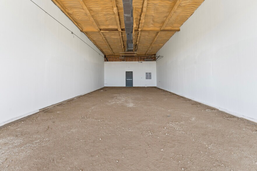 More Photos Of 6940 Yukon Rd, Odessa General Retail For Lease