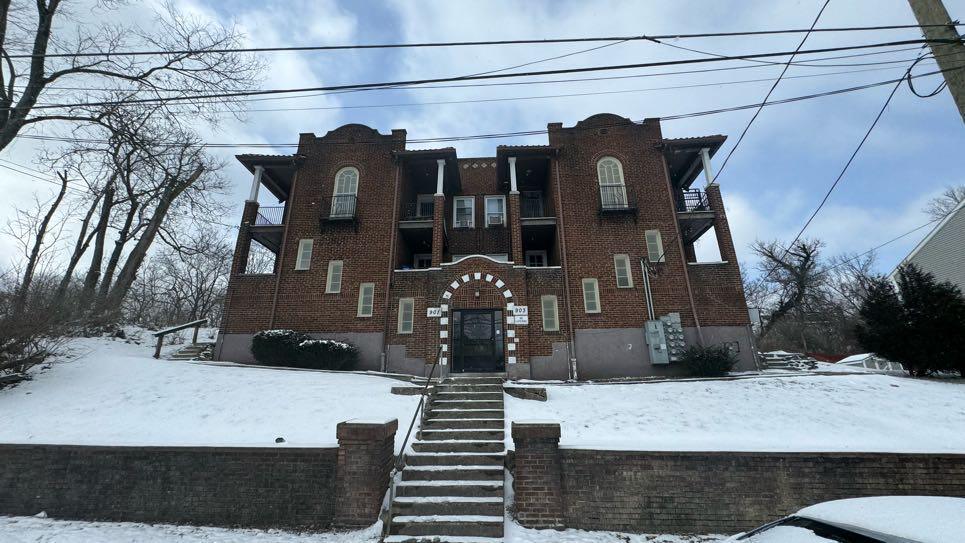 More Photos Of 901-903 McPherson Ave, Cincinnati Apartments For Sale