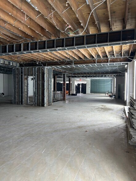 More Photos Of 560 Nostrand Ave, Brooklyn General Retail For Lease