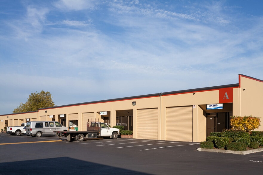 More Photos Of 309 S Cloverdale St, Seattle Warehouse For Lease