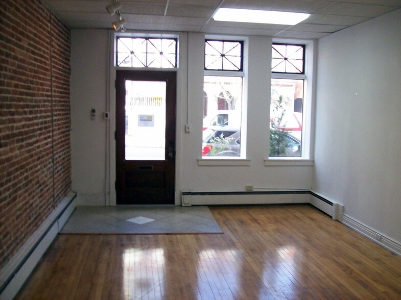 More Photos Of 41-43 W Main St, Mechanicsburg Storefront Retail Office For Sale