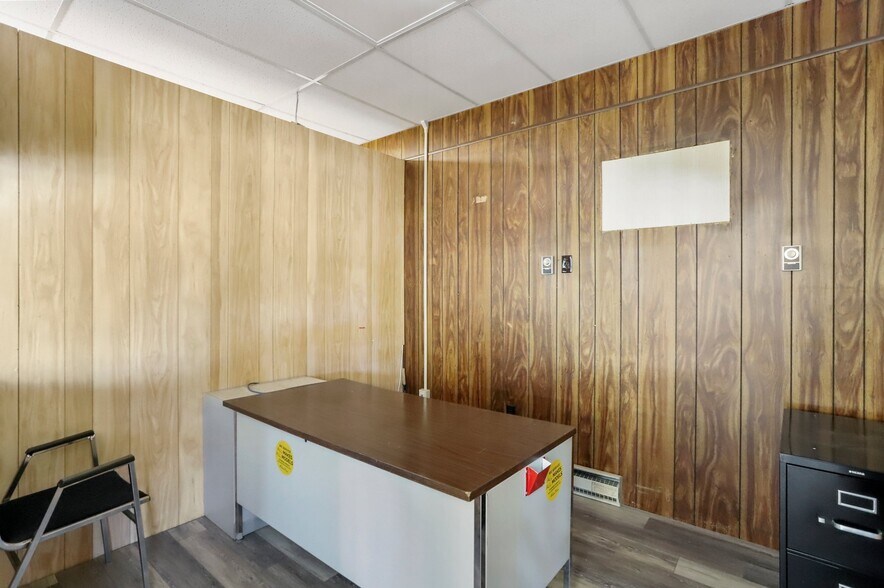 More Photos Of 12258 Buchanan Trl W, Mercersburg Flex For Lease