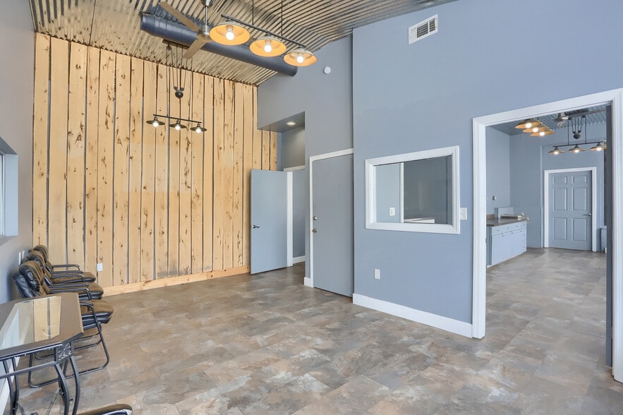 More Photos Of 2608 New Butler Rd, New Castle General Retail For Sale