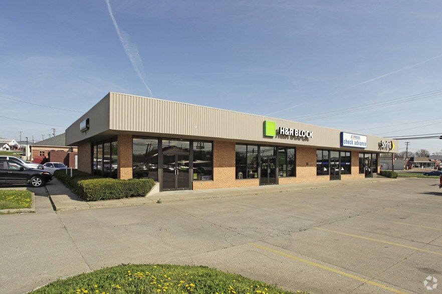 Primary Photo Of 211 N Dixie Blvd, Radcliff Unknown For Lease