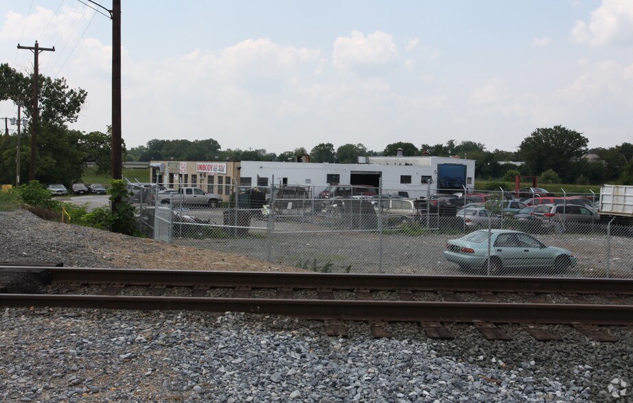 More Photos Of 4650 Tanglewood Dr, Hyattsville Auto Repair For Sale