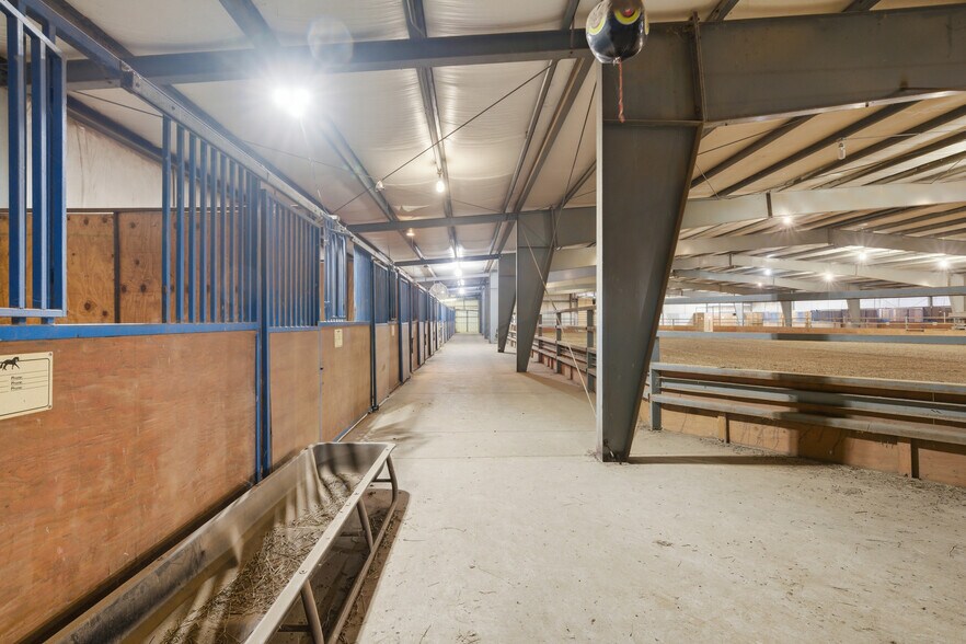 More Photos Of 10465 Elizas Rd, Saint George Horse Stables For Sale