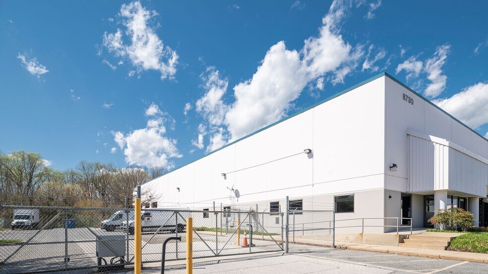 More Photos Of 8679 Greenwood Pl, Savage Unknown For Lease