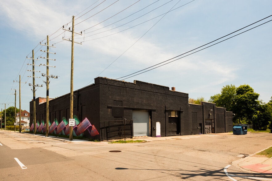 Primary Photo Of 2232-2240 Bellevue St, Detroit Warehouse For Sale