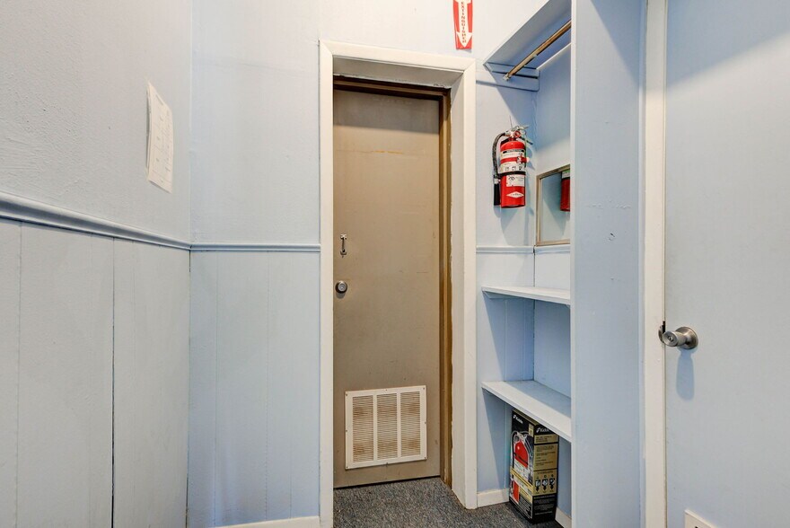 More Photos Of , El Reno Office For Sale