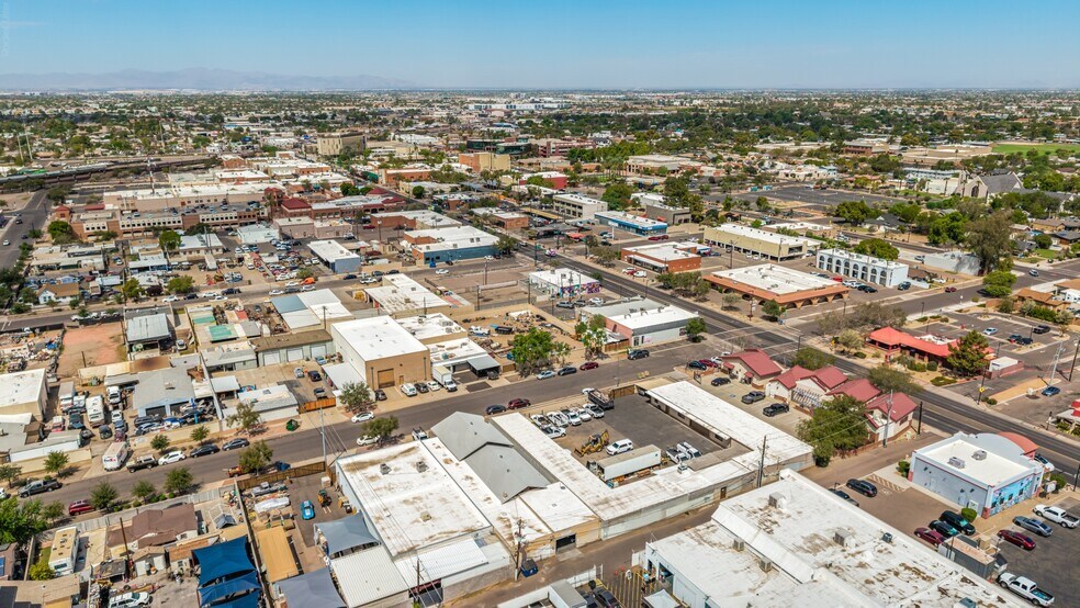 More Photos Of 6819 N 55th Dr, Glendale Warehouse For Lease