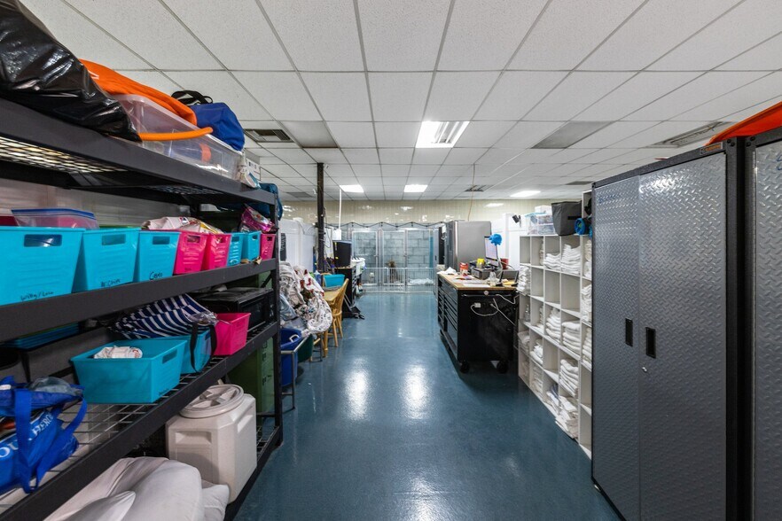 More Photos Of 68766 Perez Rd, Cathedral City Warehouse For Sale