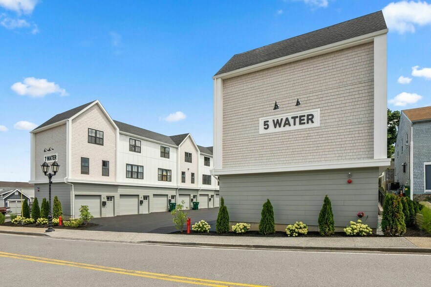 Primary Photo Of 5-7 Water Street St, Plymouth Multifamily For Sale