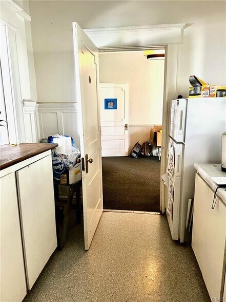 More Photos Of 131 W 1st St, Chico Storefront For Lease