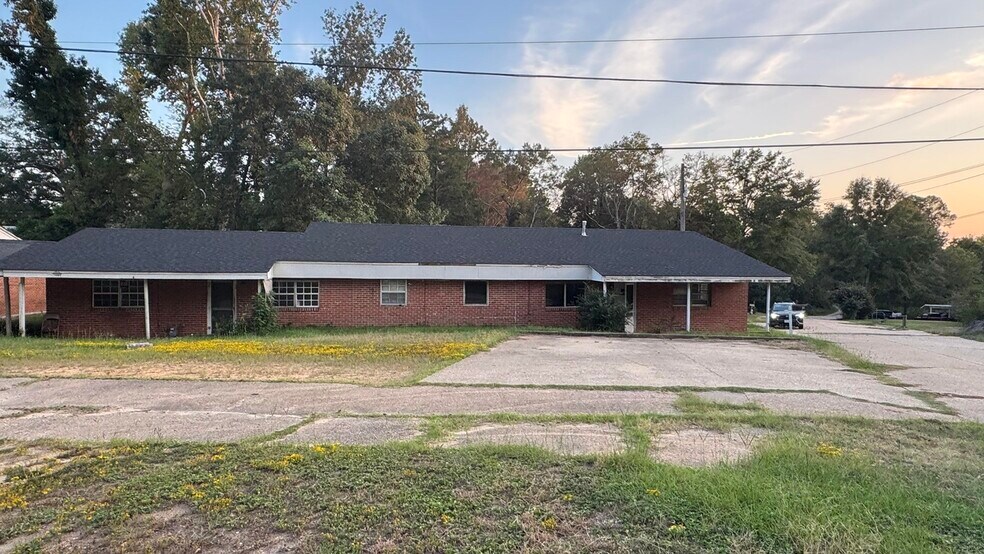 More Photos Of 3 Luker Cir, Selma Apartments For Sale