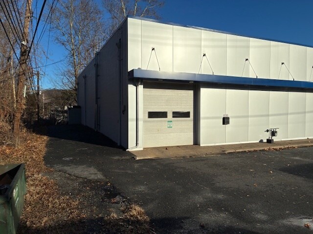More Photos Of 20 Franklin Tpke, Mahwah Industrial For Lease