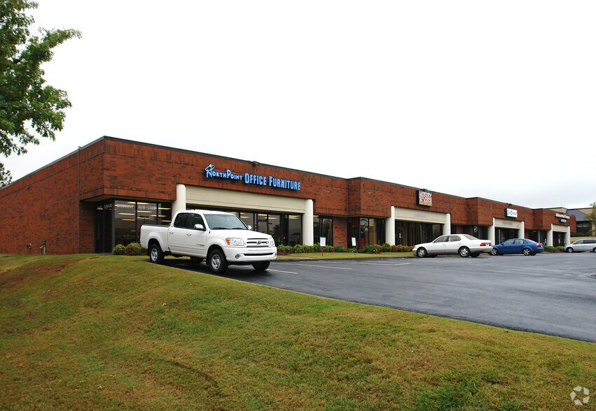 More Photos Of 1015-1025 Mansell Rd, Roswell Showroom For Lease