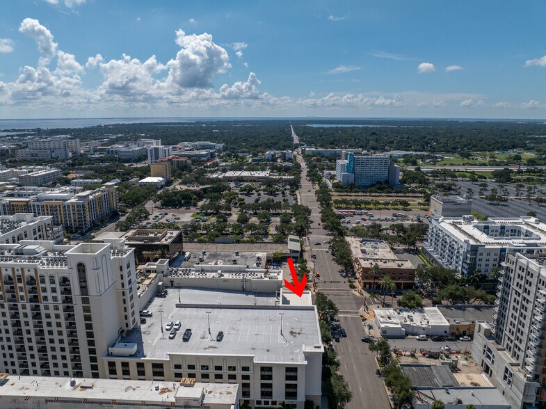 More Photos Of 895 Central Ave, Saint Petersburg Office For Lease