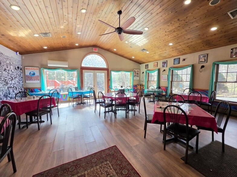 More Photos Of 951 State 17B Rt, Mongaup Valley Restaurant For Sale