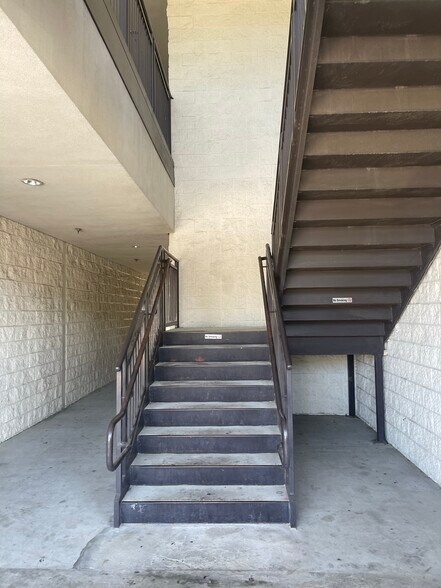 More Photos Of 3617 Perkins Rd, Baton Rouge Storefront For Lease
