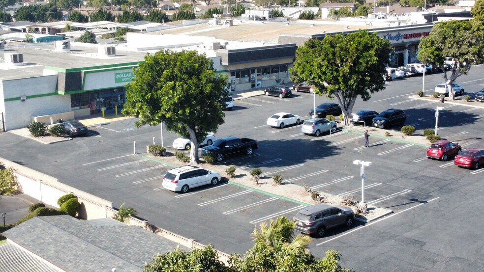 More Photos Of 4751-4917 Rose Ave, Oxnard Unknown For Lease