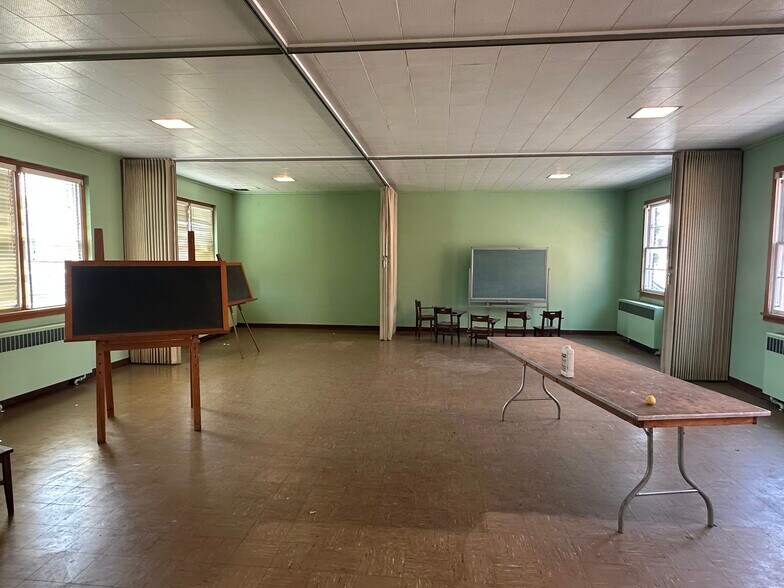 More Photos Of 120 Grand Ave, Cumberland Specialty For Sale