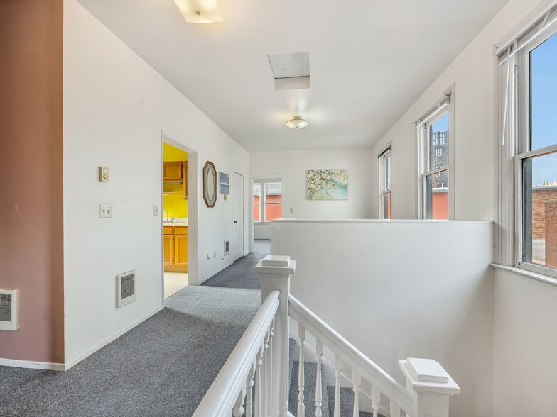 More Photos Of 1178 Franklin Ave, Astoria Office For Sale